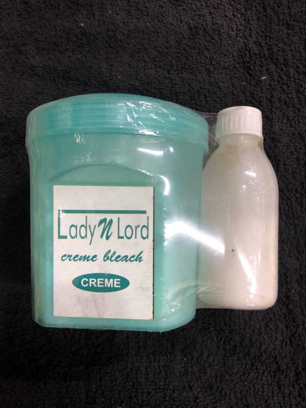 Lady And Lord Creme Bleach